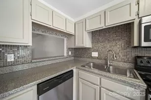 8217 Pineville-Matthews Rd, Charlotte, NC 28226 - Photo 7