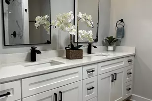 502 S Skyland Dr, Bessemer City, NC 28016 - Photo 13