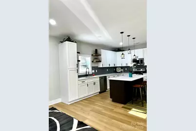 502 S Skyland Drive, Bessemer City, NC 28016 - Photo 9