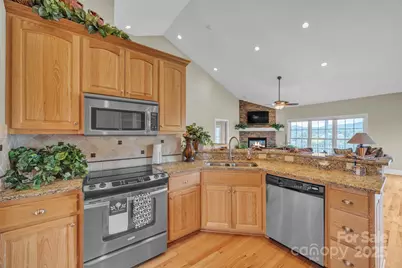 398 Stonehaven Drive #D1, Jefferson, NC 28640 - Photo 9