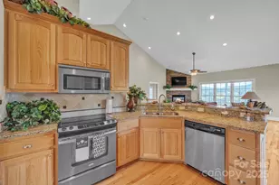 398 Stonehaven Dr, Jefferson, NC 28640 - Photo 9