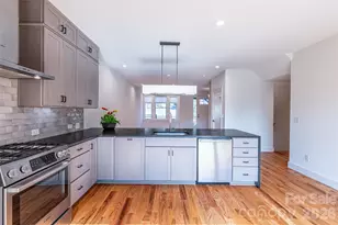 233 Broadway St, Asheville, NC 28801 - Photo 11