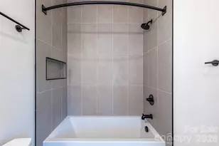 233 Broadway St, Asheville, NC 28801 - Photo 31