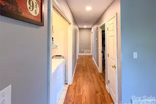 45 Pleasant Ct, Flat Rock, NC 28731 - Photo 5