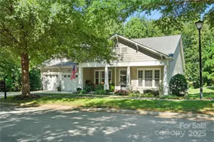 1314 Sarandon Dr, Matthews, NC 28104 - Photo 3