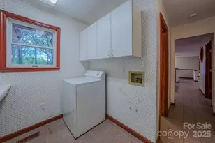 35 Byrd Rd, Candler, NC 28715 - Photo 41