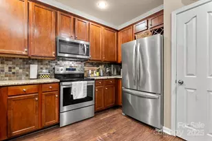 2032 Galty Ln, Charlotte, NC 28270 - Photo 11