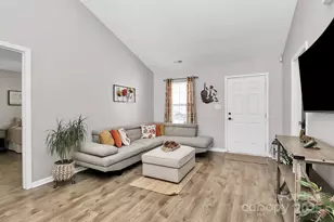 2524 Gelsinger Ave, Bessemer City, NC 28016 - Photo 3