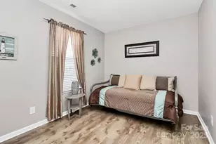 2524 Gelsinger Ave, Bessemer City, NC 28016 - Photo 15