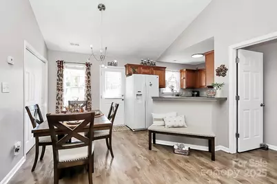 2524 Gelsinger Avenue, Bessemer City, NC 28016 - Photo 7