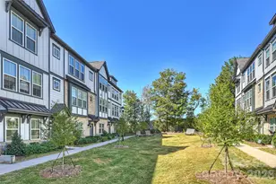 912 Mary Max Dr, Davidson, NC 28036 - Photo 5