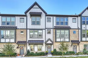 912 Mary Max Dr, Davidson, NC 28036 - Photo 1