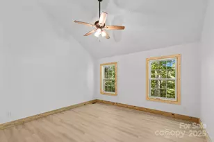 1036 Williamsburg Dr, Lenoir, NC 28645 - Photo 17