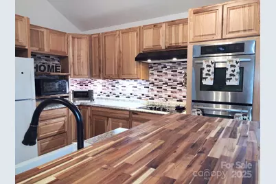 1036 Williamsburg Drive, Lenoir, NC 28645 - Photo 13