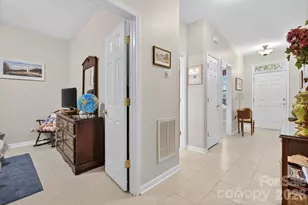 4412 Glenlea Commons Dr, Charlotte, NC 28216 - Photo 7