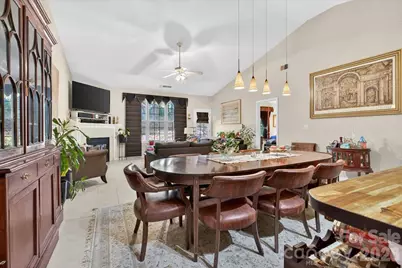 4412 Glenlea Commons Drive, Charlotte, NC 28216 - Photo 19