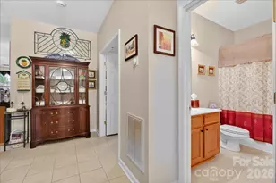 4412 Glenlea Commons Dr, Charlotte, NC 28216 - Photo 13