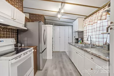 63 Raleigh Lane, Hot Springs, NC 28743 - Photo 13