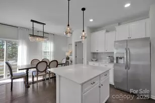 17112 Snug Harbor Rd, Charlotte, NC 28278 - Photo 11