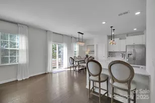 17112 Snug Harbor Rd, Charlotte, NC 28278 - Photo 7