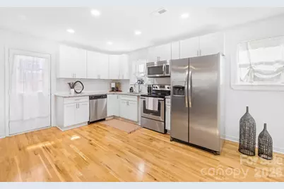 2529 Crescent Lane, Gastonia, NC 28052 - Photo 9