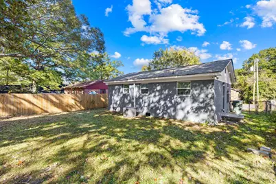 2529 Crescent Lane, Gastonia, NC 28052 - Photo 9