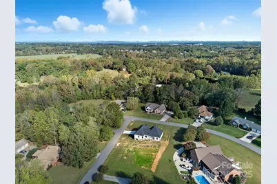 1213 Creekside Drive, Conover, NC 28613 - Photo 37