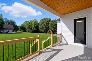 1213 Creek Side Dr, Conover, NC 28613 - Photo 17