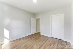 1213 Creek Side Dr, Conover, NC 28613 - Photo 33