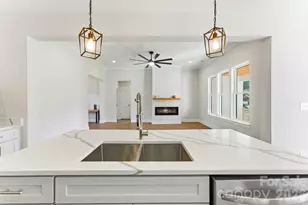 1213 Creek Side Dr, Conover, NC 28613 - Photo 9