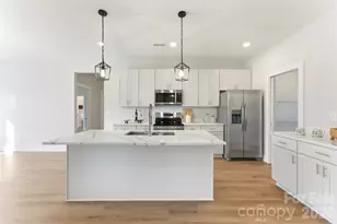 1213 Creek Side Dr, Conover, NC 28613 - Photo 11