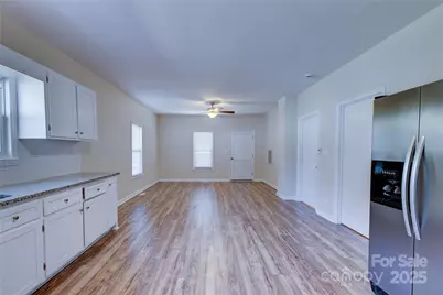 5909 Maple Street, Charlotte, NC 28269 - Photo 9