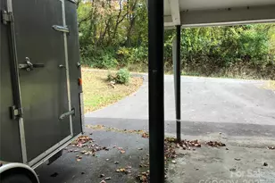 241 Pinewood Dr, Waynesville, NC 28786 - Photo 7