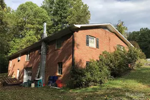 241 Pinewood Dr, Waynesville, NC 28786 - Photo 9