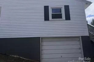 713 Circle Dr NE, Lenoir, NC 28645 - Photo 5