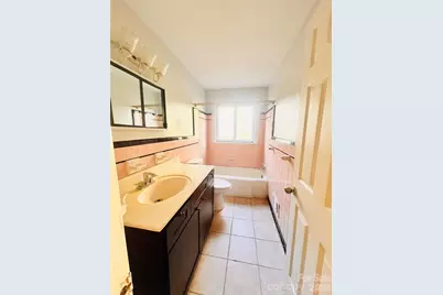 1624 Brentwood Drive, Newton, NC 28658 - Photo 9