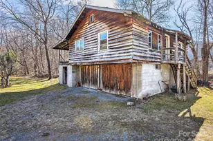 74 Badd Ln, Maggie Valley, NC 28751 - Photo 7