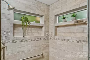 163 Ridgeview Dr, Hendersonville, NC 28792 - Photo 25