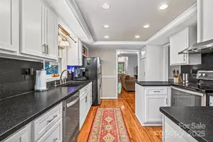 163 Ridgeview Dr, Hendersonville, NC 28792 - Photo 13