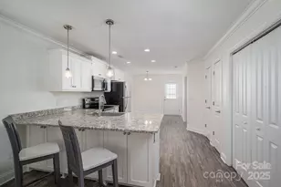 1942 11th Ave NE, Hickory, NC 28601 - Photo 5