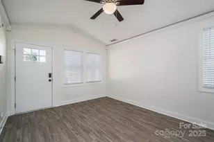 1942 11th Ave NE, Hickory, NC 28601 - Photo 3