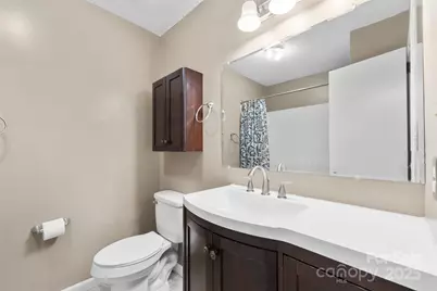 2010 Elizabeth Avenue, Hickory, NC 28602 - Photo 15