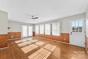 2010 Elizabeth Ave, Hickory, NC 28602 - Photo 23