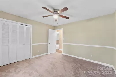 2010 Elizabeth Avenue, Hickory, NC 28602 - Photo 13