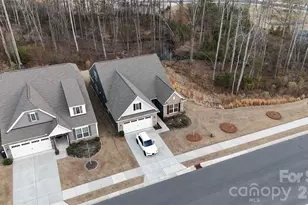 3130 Windhaven Ln, Tega Cay, SC 29708 - Photo 7