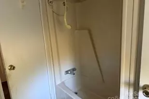 2622 Cimarron Cir, Midland, NC 28107 - Photo 9