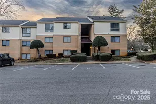 4814 Spring Lake Dr, Charlotte, NC 28212 - Photo 1