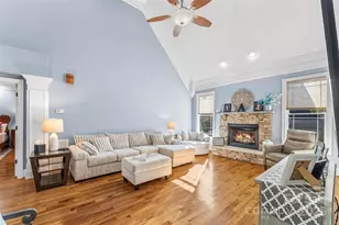 5836 Bakers Point, Hickory, NC 28602 - Photo 7