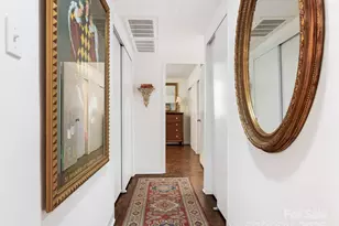 1300 Queens Rd, Charlotte, NC 28207 - Photo 13