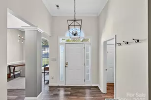 2812 Huckleberry Hill Dr, Fort Mill, SC 29715 - Photo 5